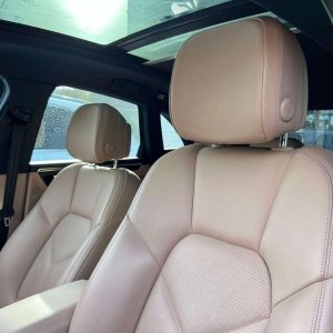 Porsche Macan full
